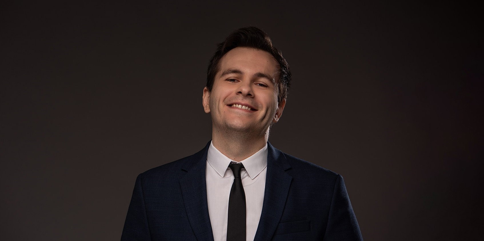 Máté Herczeg | bartione | media | opera | singer